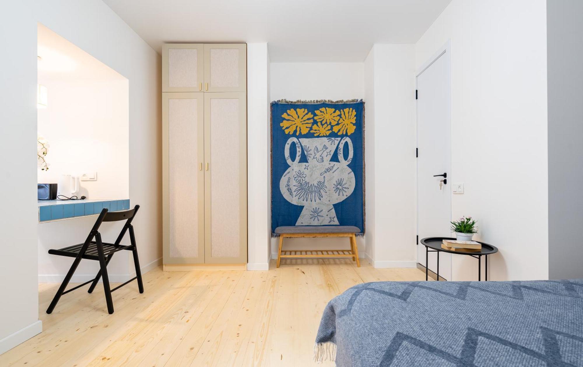 Stylish In Centre Apartment