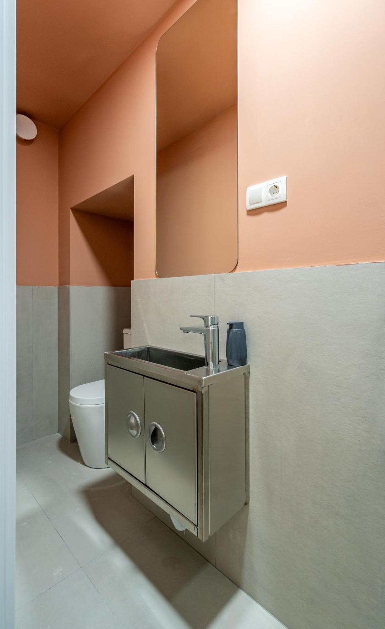 Stylish In Centre Apartment