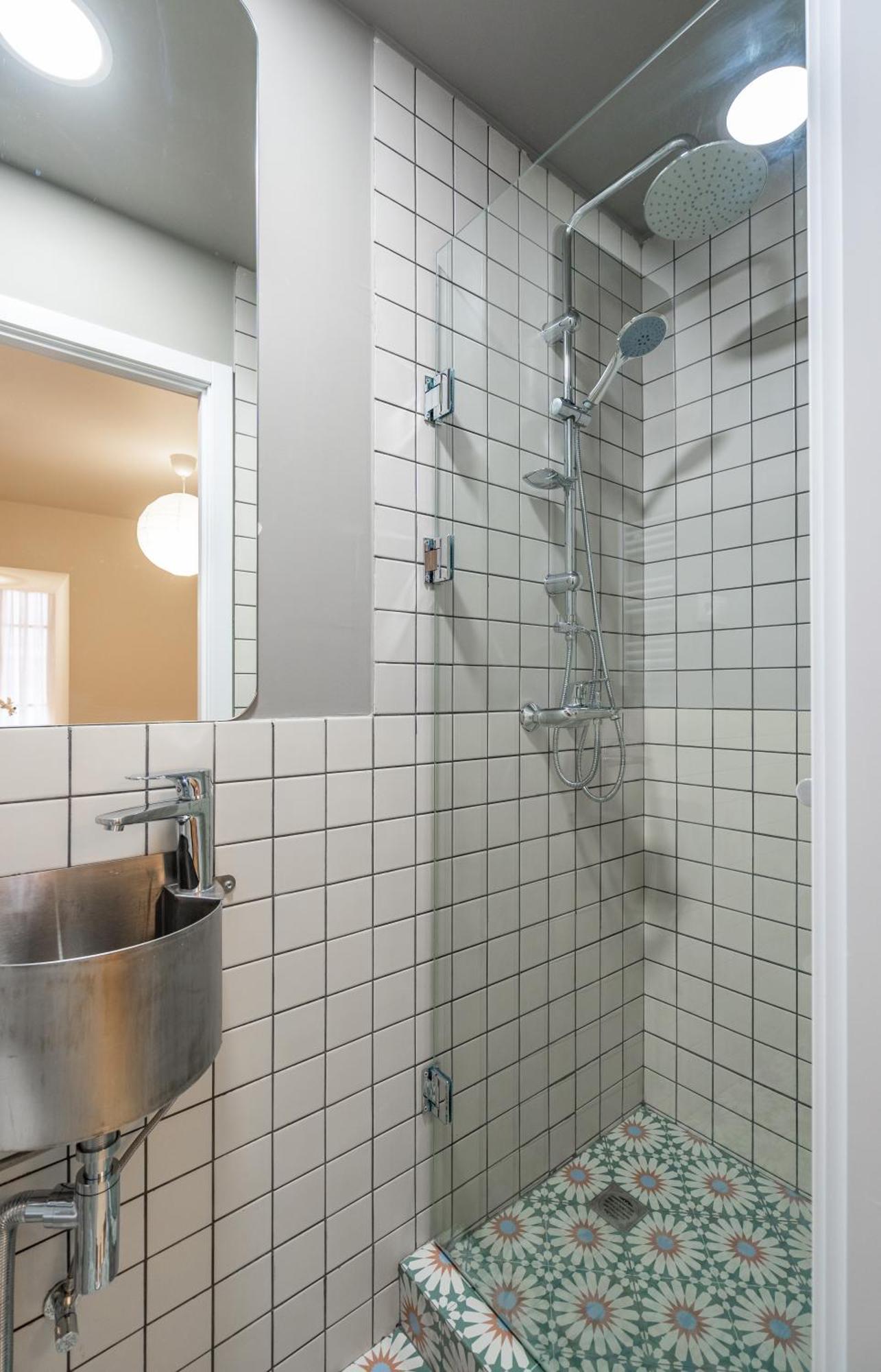 Stylish In Centre Apartment